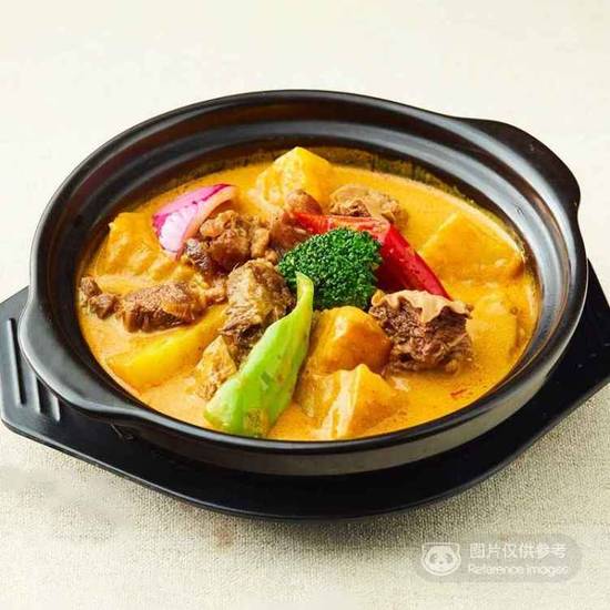 Braised Curry Beef Brisket Hot Pot 咖喱牛腩煲